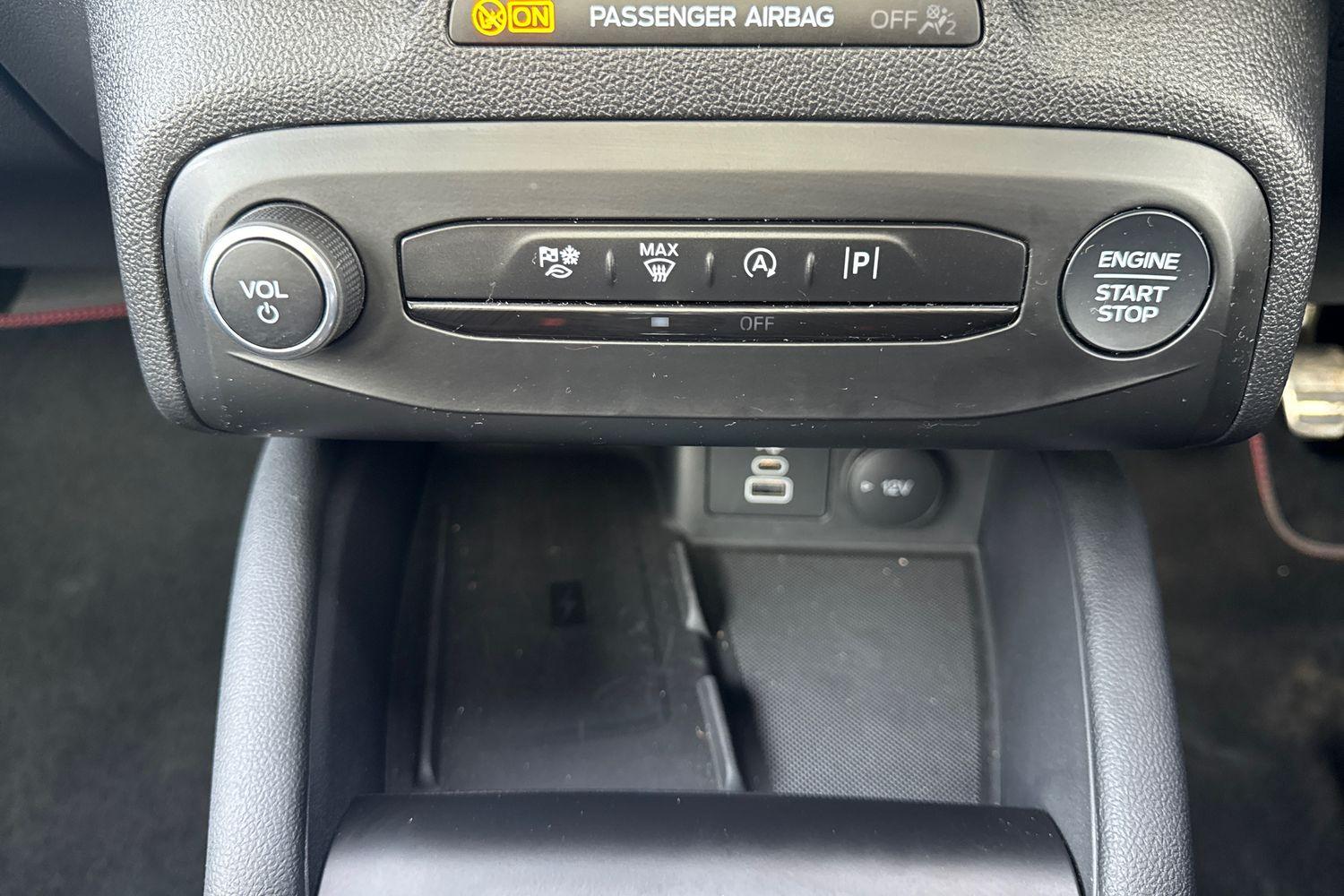 Ford FOCUS Photo 27
