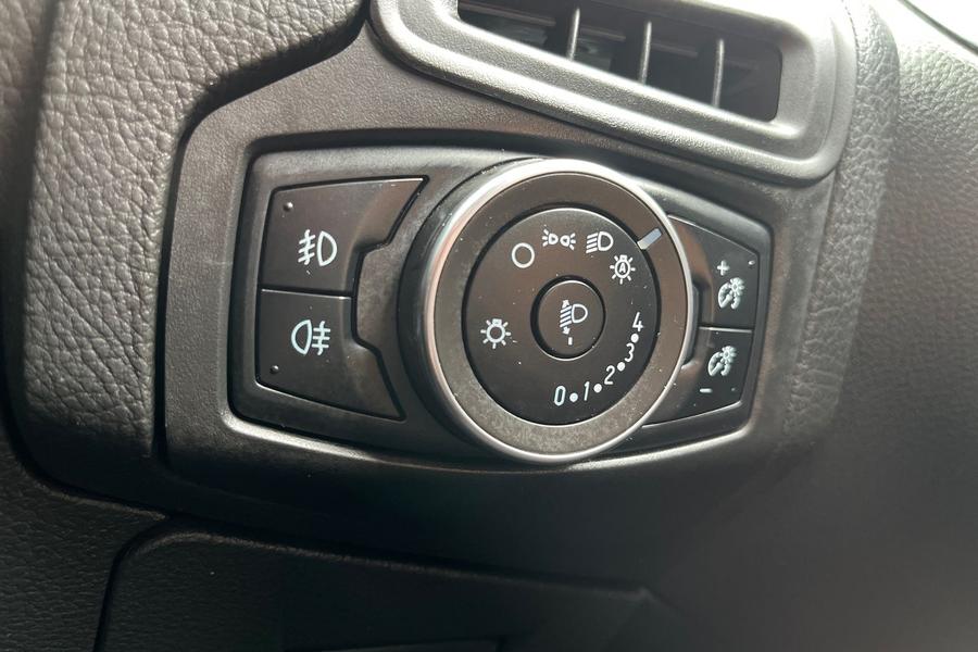 Ford Focus Photo autoimg-36e0c8b3a411f9e5e42fe180b9fd16b01e4bebb1.jpg