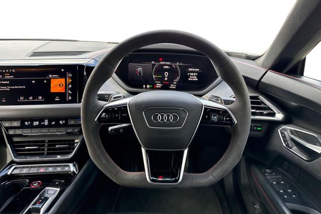 AUDI Rs E-Tron Gt Photo 11