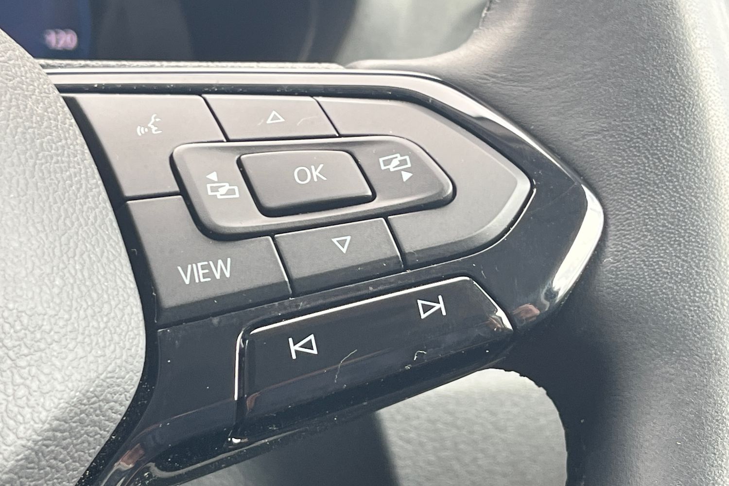 Ford TRANSIT CONNECT Photo 25