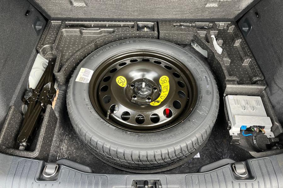 Ford KUGA Photo autoimg-36e74356f1115857f39d7f4d23fbdce71dac6acf.jpg
