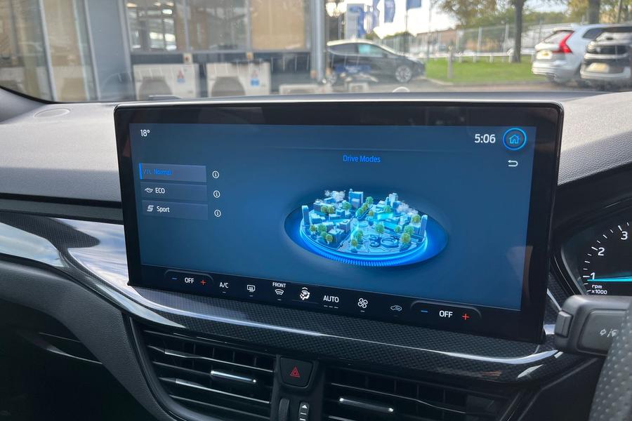 Ford Focus Photo autoimg-36e98659ffefc794b3c59ccb2fe7d7e8c5bc2bf3.jpg