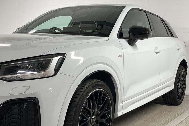 AUDI Q2 Photo 30