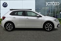 VOLKSWAGEN Polo Photo 4
