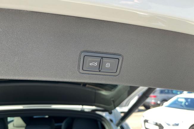 AUDI Q3 Photo 23