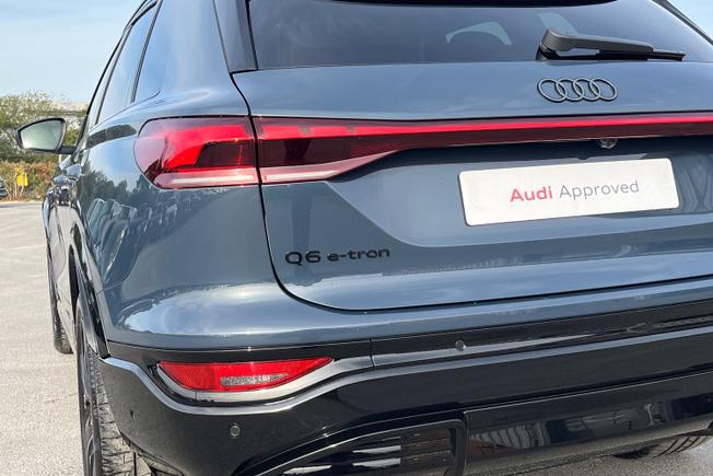 AUDI Q6 E-Tron Photo 28