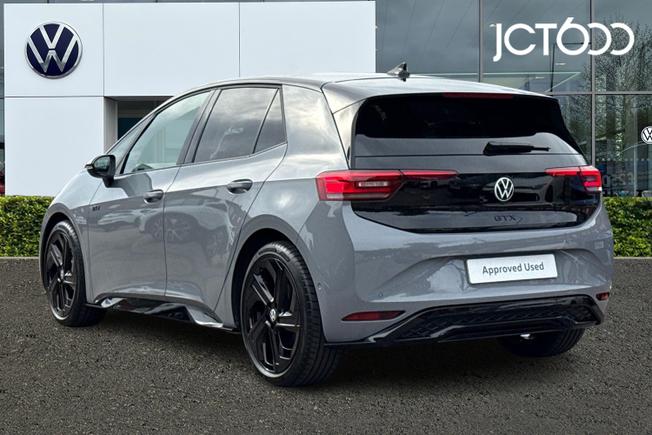 VOLKSWAGEN ID.3 Photo 3