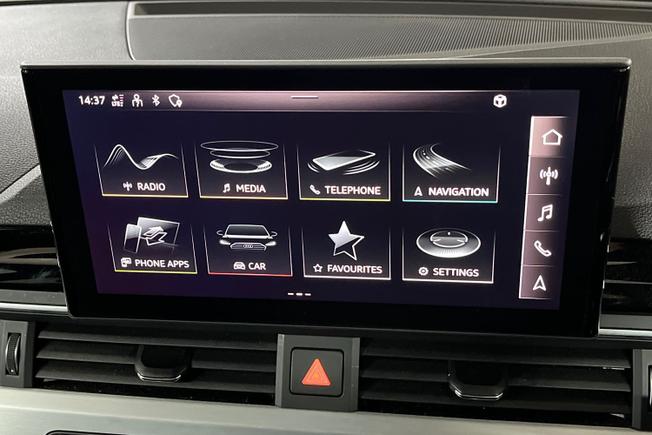 Audi A4 Avant Photo 14