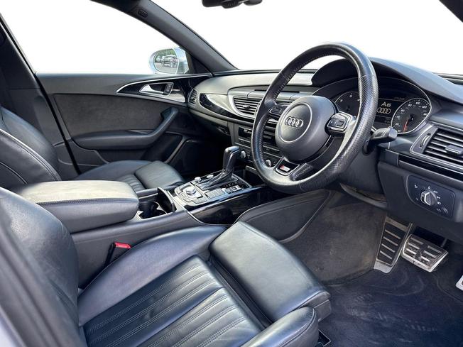 AUDI A6 Avant Photo 6