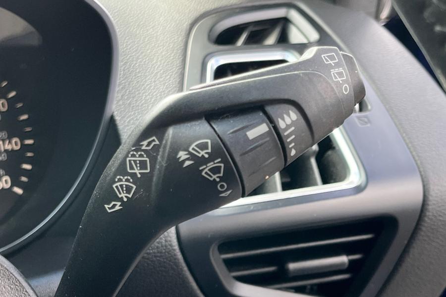 Ford KUGA Photo autoimg-36f7ce06254eb88876b0d7e53c461dc946828488.jpg