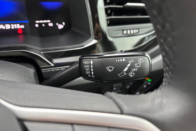 VOLKSWAGEN Polo Photo 24