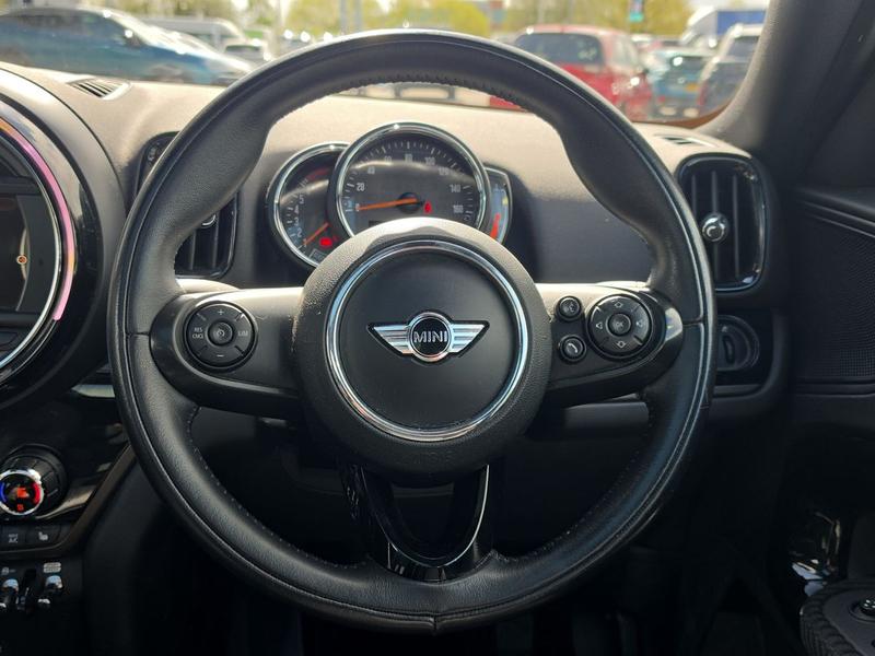 Used MINI Countryman YL67JUH 33