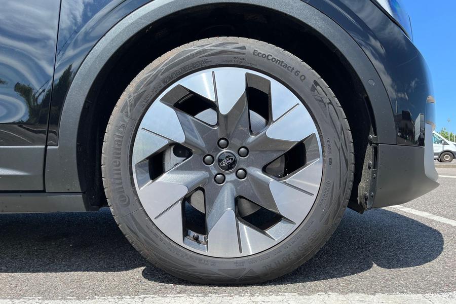 Ford Explorer Photo autoimg-3704fae791645f2c0e66f6d9c2185e7f5363b106.jpg