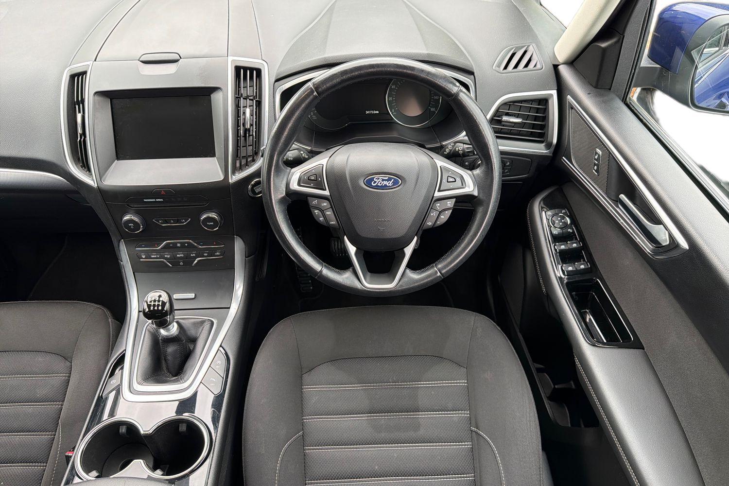 Ford GALAXY Photo 10