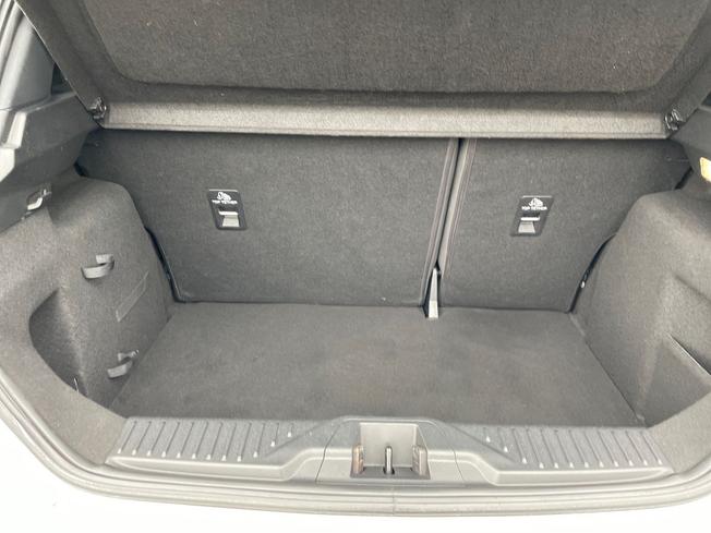 FORD Fiesta Photo 12