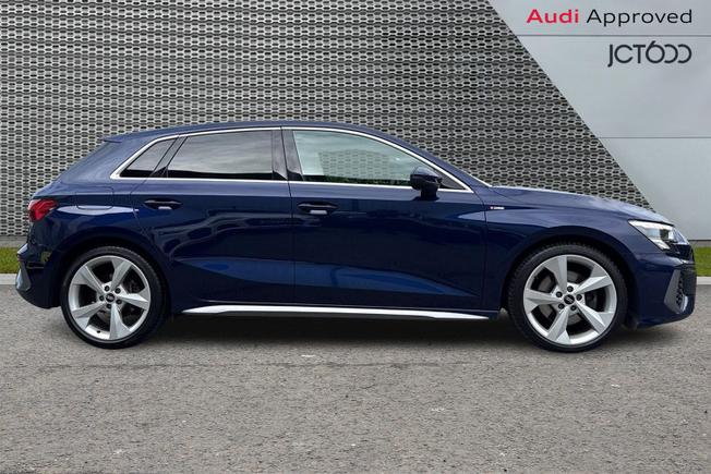 AUDI A3 Photo 4