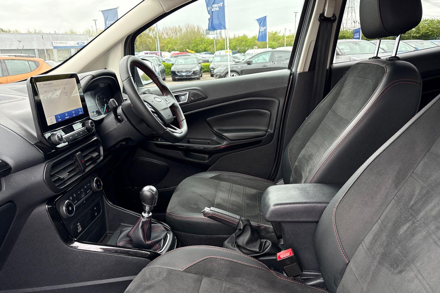 Ford ECOSPORT Photo 18
