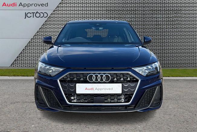 AUDI A1 Photo 8