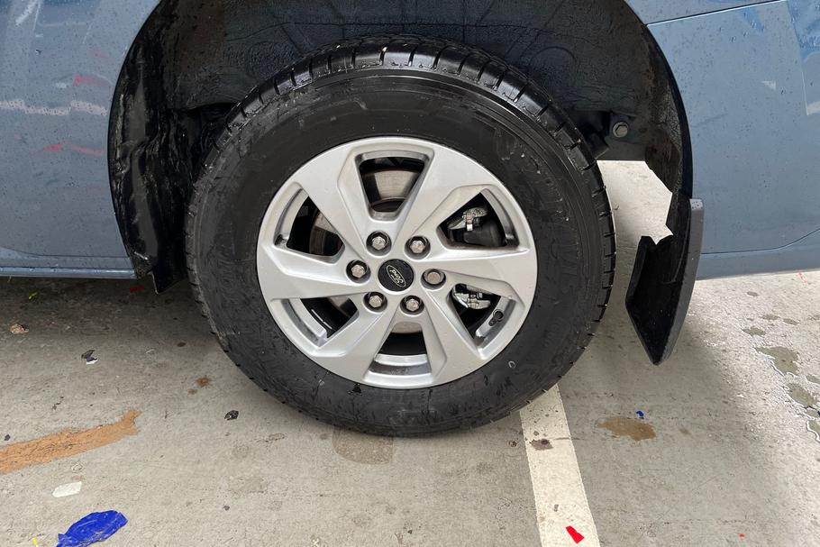 Used Ford TRANSIT CUSTOM WO25ULR 17