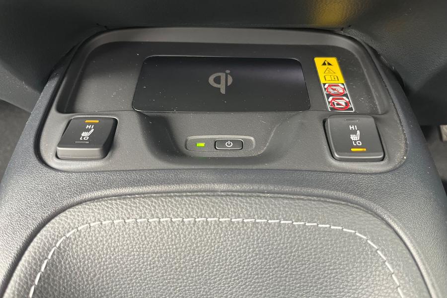 Toyota Corolla Photo autoimg-37154bb37554ffb62633082a482c898fc5b3fc33.jpg