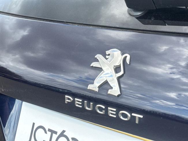 PEUGEOT 308 Photo 36