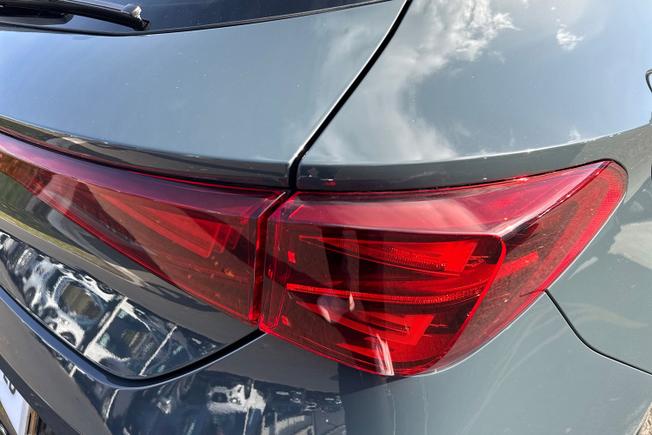 CUPRA Leon Photo 19