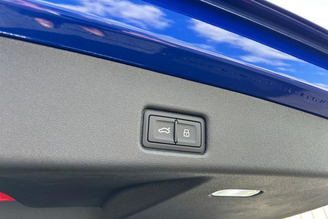 AUDI Sq5 Photo 35