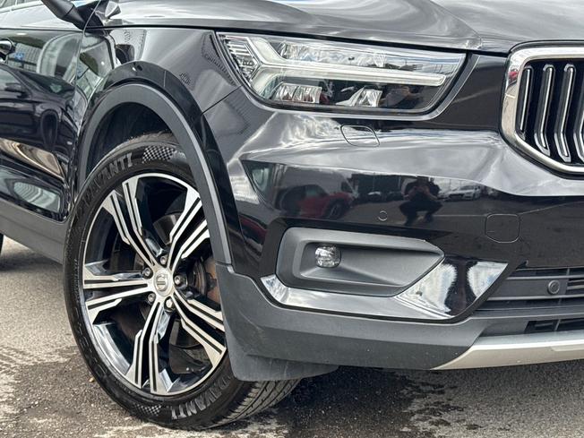 VOLVO Xc40 Photo 23