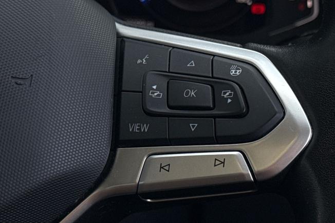 VOLKSWAGEN Tiguan Photo 17