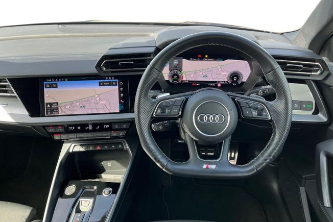 AUDI A3 Photo 11