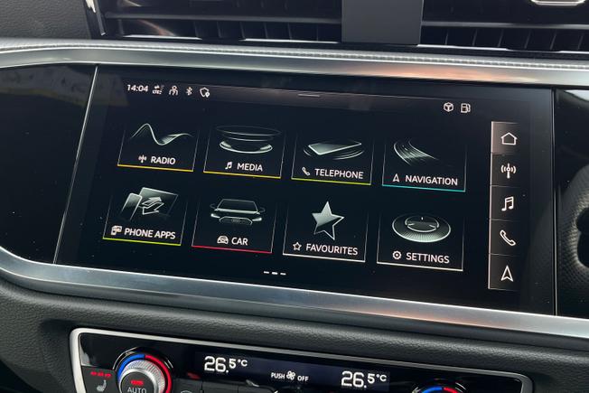 AUDI Q3 Photo 13