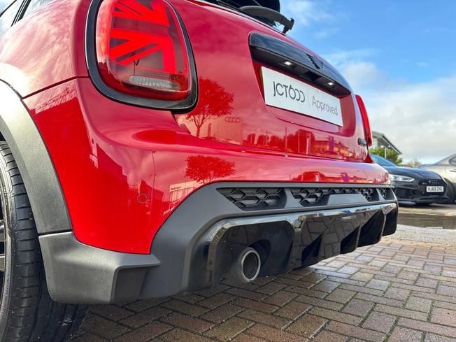 MINI Hatch Photo 27