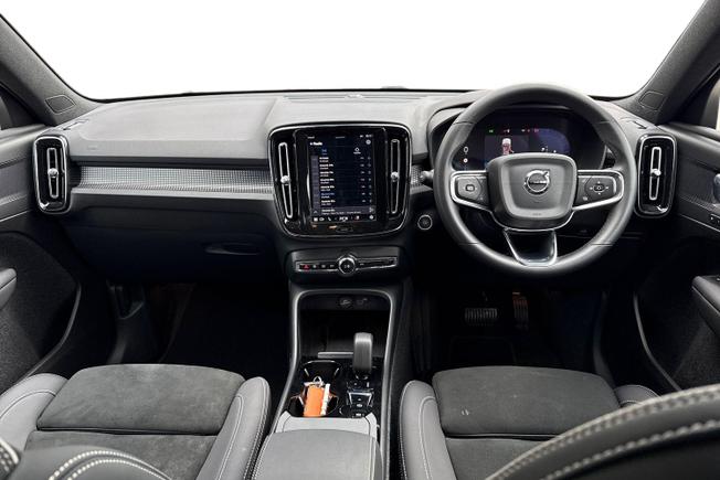VOLVO Xc40 Photo 10