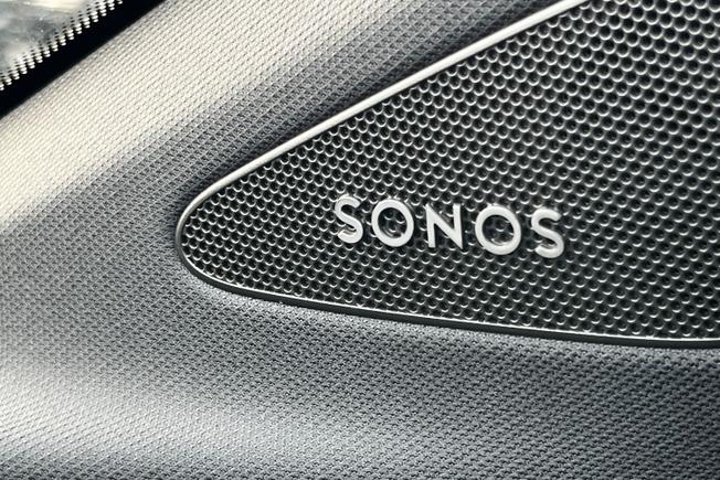 AUDI Q4 e-tron Photo 26