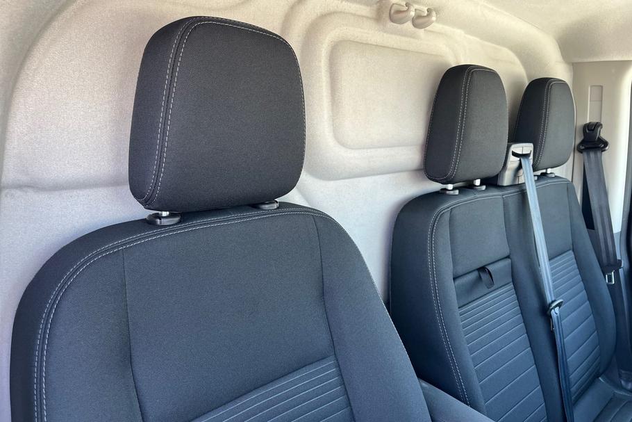 Used Ford TRANSIT CUSTOM LB22MXH 30