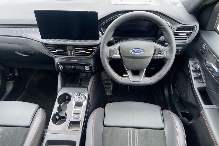 Ford Kuga Photo autoimg-373197031304e6c3fd8be145f79fbf39788acb1a.jpg