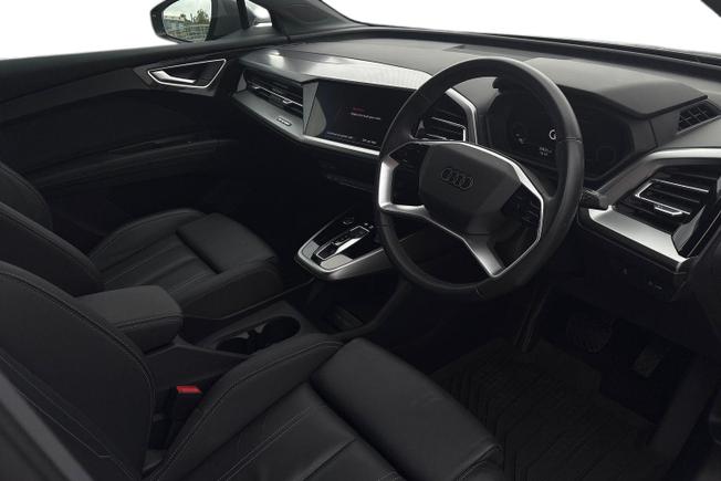AUDI Q4 E-Tron Photo 7