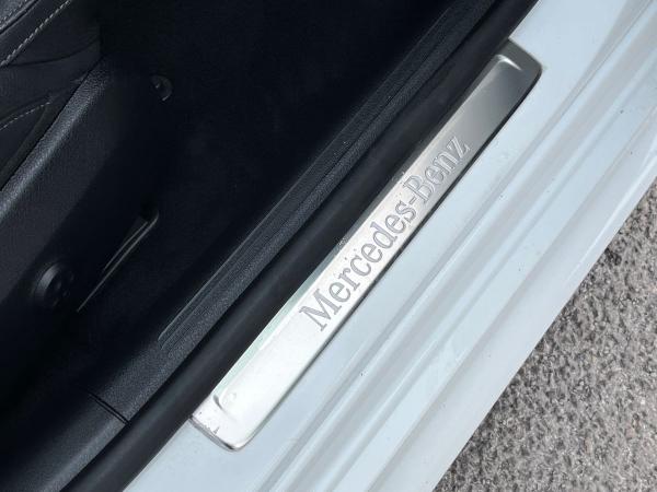 Mercedes-Benz C Class Photo autoimg-373c085b7ad996904c26c4caf96960616977527e.jpg