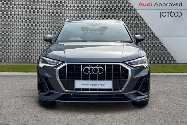 Audi Q3 Photo 8