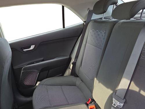 Kia RIO Photo autoimg-374433b16542c41ddfb41ef85ac8e2a08ebd1733.jpg