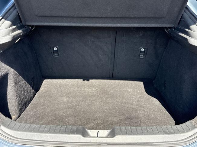 MAZDA Cx-30 Photo 12