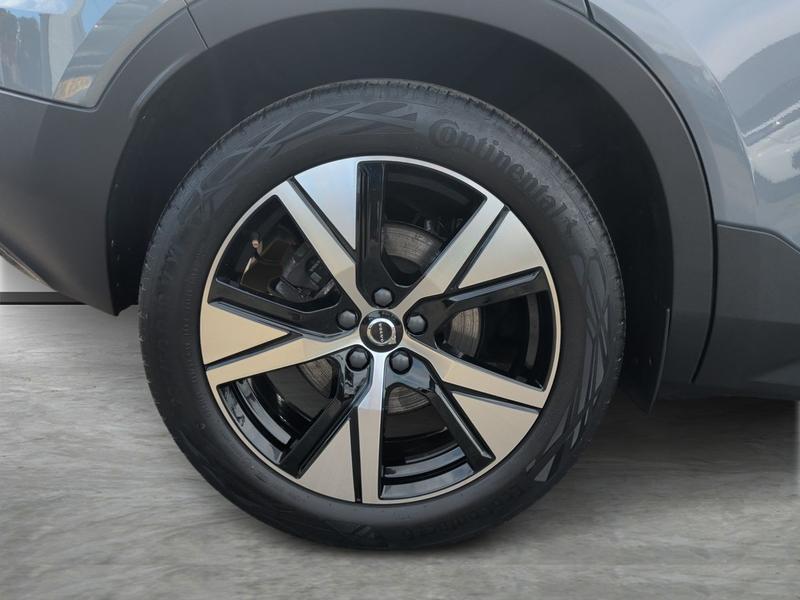 Used Volvo XC40 KN22BFE 9