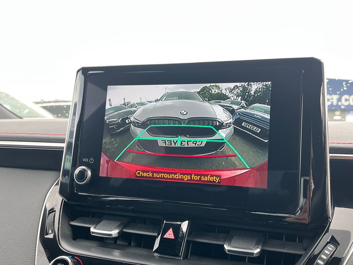 Toyota Corolla Photo 11