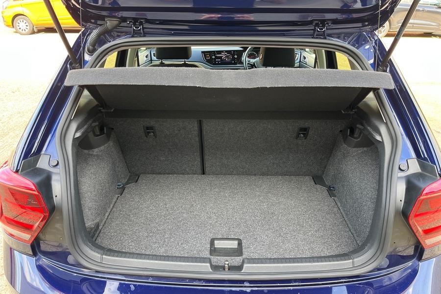 Volkswagen Polo Photo autoimg-374a02bdb6e6f6397f9ae3164151dd1e551b2637.jpg