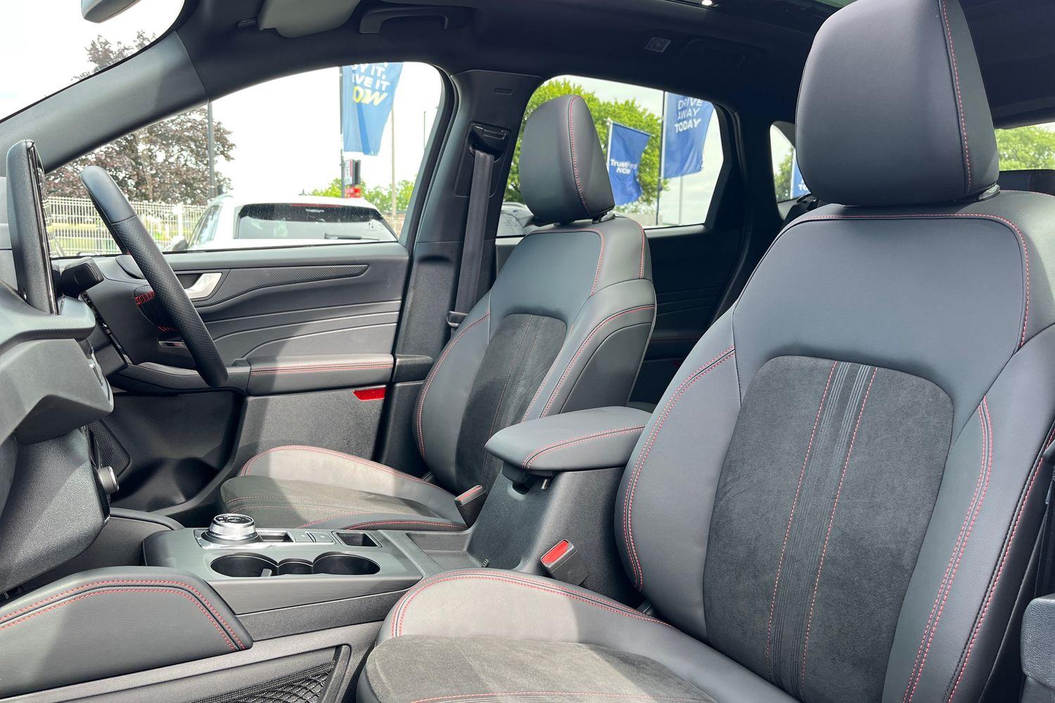 Ford Kuga Photo 18