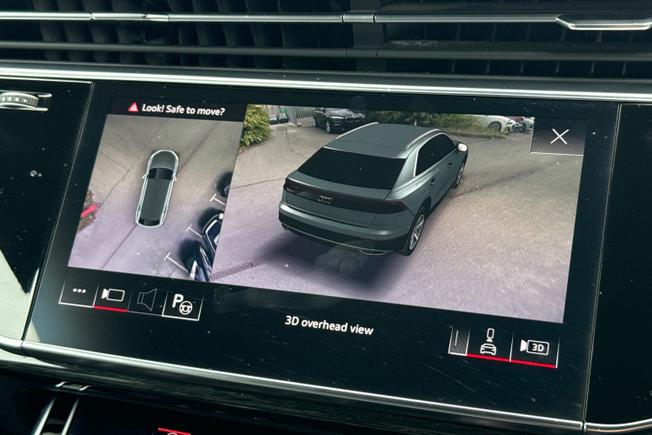 Audi Q8 Photo 39
