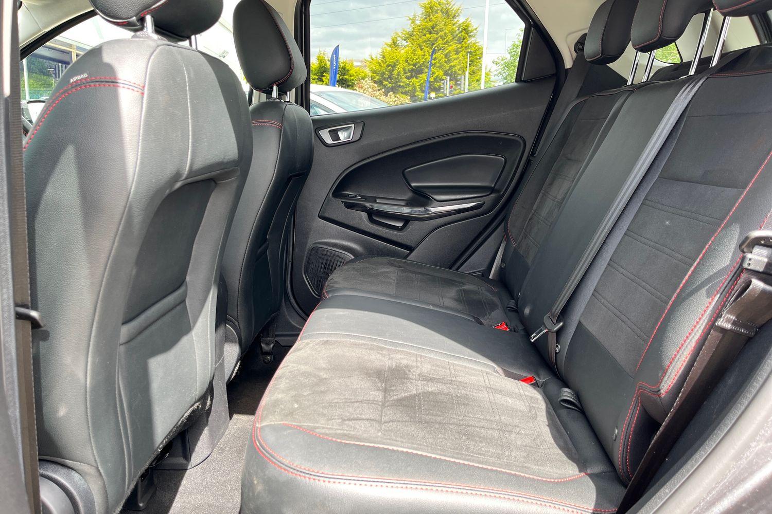 Ford ECOSPORT Photo 19