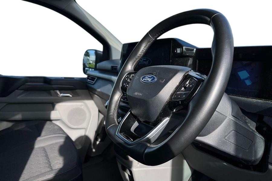 Ford Transit Custom Photo autoimg-3762d3e8618fd7d4b82e4a85a4d93063a598df20.jpg