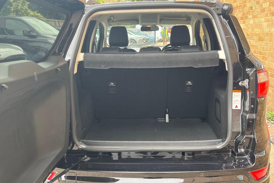 Ford EcoSport Photo autoimg-3768af7ea03071e8a8d9fa5d90b79b31f3b923d6.jpg