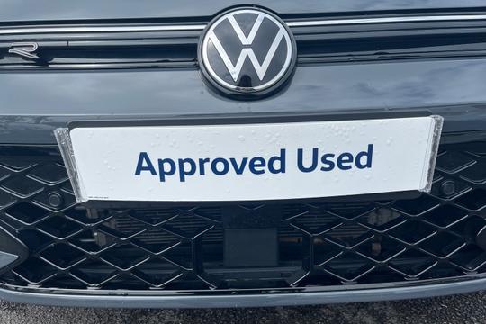 Volkswagen Golf Photo autoimg-3770b62ded832dff0e88cee80bcc830bb436fa30.jpg